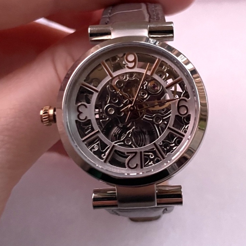 Vintage Kenneth Cole Women's Skeleton water resistant gray leather band Watch - Picture 5 of 8